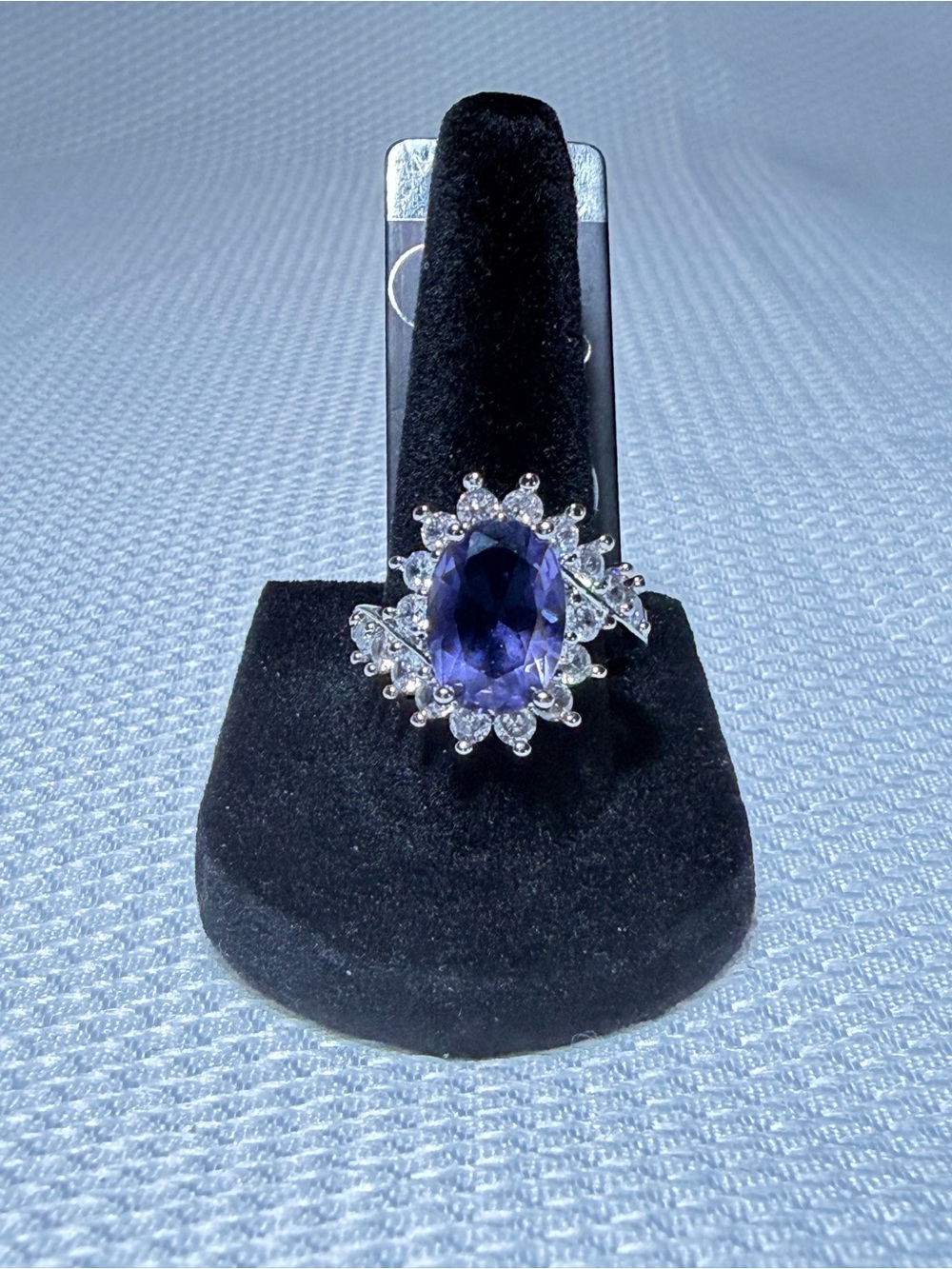 Elegant Silver Ring w/Purple Oval Stone